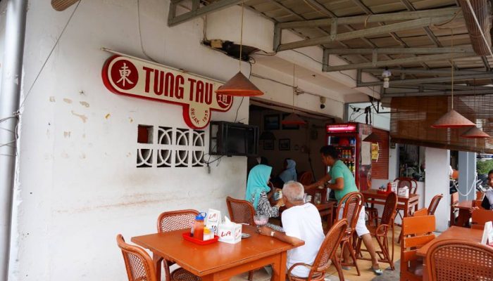 Warung Kopi Tung Tau