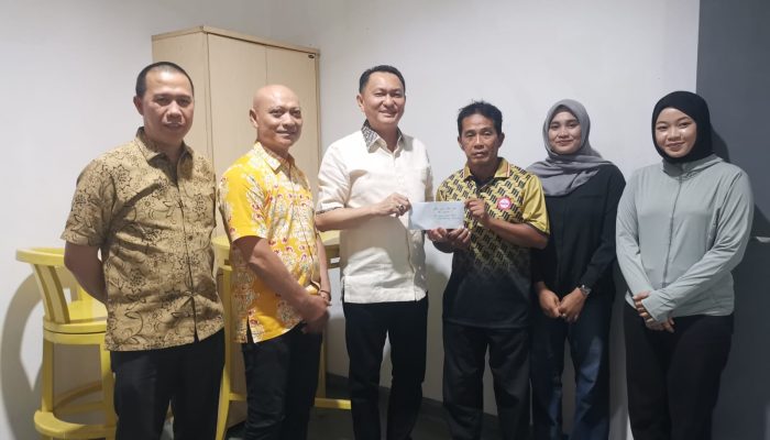 BPJ Berikan Uang Saku untuk Atlet Volly Pasir Babel ke PON XXI, Juga Siapkan Bonus Rp 50 Juta