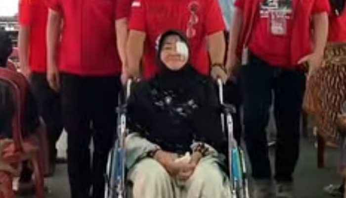 Molen-Hakim Sambangi Operasi Katarak Gratis PDIP Babel,di RSUD DH