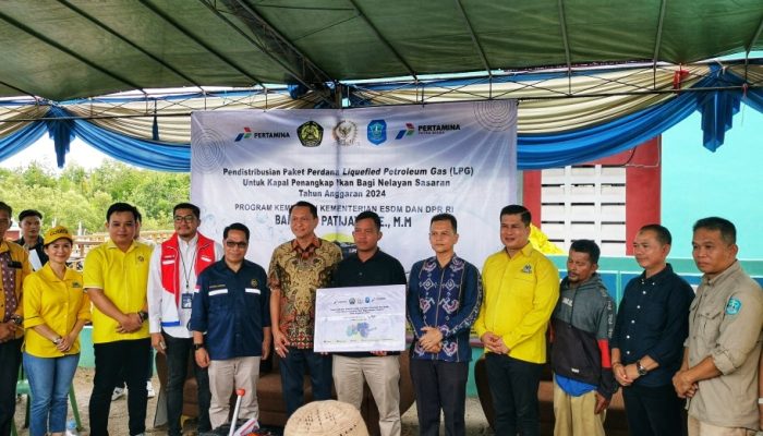 Peduli Nelayan, BPJ Kembali Bagikan 171 Mesin Perahu Berbahan Bakar Elpiji