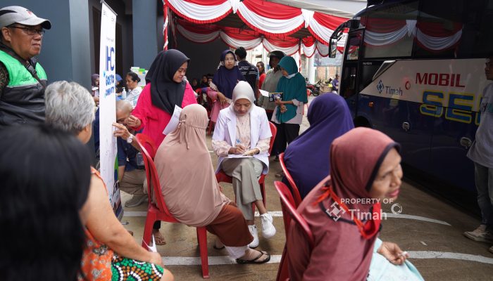 Mobil Sehat PT Timah Hadir di Pasar Toboali, Ratusan Warga Antusias Periksa Kesehatan