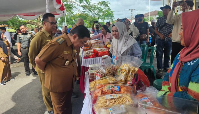 Pj Wali Kota Pangkalpinang Pastikan Stok Bahan Pokok Aman Jelang Idulfitri Terkendali