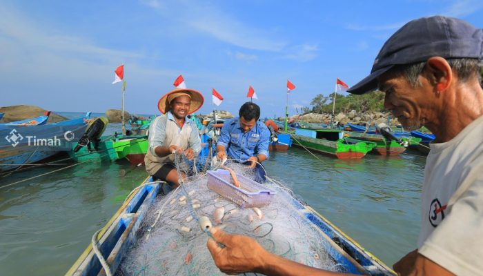 Kerja Tenang, Nelayan Terlindungi : PT Timah Fasilitasi Ribuan Nelayan Jadi Peserta BPJS Ketenagakerjaan