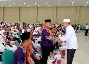 Pelepasan Calon Haji Babel 2025, Wakil Ketua DPRD Babel Eddy Iskandar Minta Jamaah Selalu Berpikir Positif