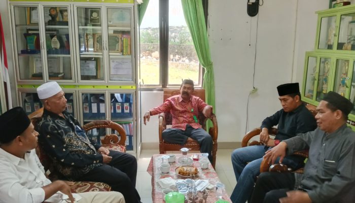 Nostalgia Penuh Makna, Imam Wahyudi Kunjungi Ponpes Al Islam Kemuja