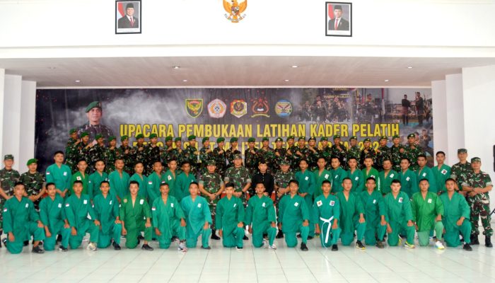 Danrem 045/Gaya Membuka Pelatihan Kader Pencak Silat Militer