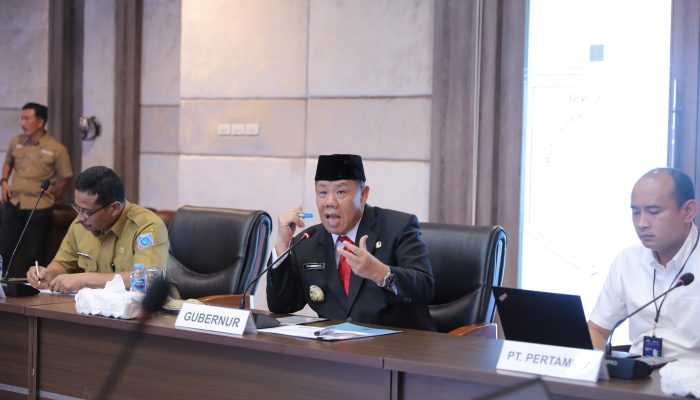 Respons Keluhan Masyarakat Soal Solar Subsidi, Gubernur Hidayat Panggil Mitra dan akan Ambil Keputusan