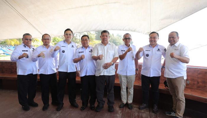 Gubernur Hidayat Bersama Bupati dan Wali Kota Sepakat Selamatkan BPRS Babel