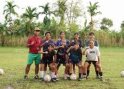 PT Timah Dorong Lahirnya Bibit Unggul Sepak Bola dari Desa Rias, Salurkan Bantuan untuk SSB Tunas Mandiri