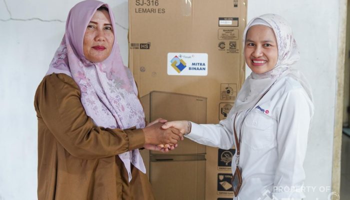PT TIMAH Tbk Bantu Pelaku UMKM Rusip Asri Jaga Kualitas Produksi Lewat Bantuan Kulkas