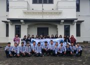 Kenali Sejarah Pertimahan, Siswa SMP Islam SMART Antusias Kunjungi MTI Mentok