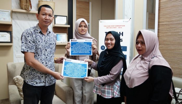Komitmen Pendidikan Berkelanjutan, PT TIMAH Tbk Bantu Biaya Pendidikan Mahasiswa ke Perguruan Tinggi