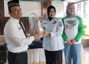 Wagub Hellyana Bersama Pertani HKTI Babel Bagikan Bibit Cabai Jamu ke LPP dan LPKA Pangkalpinang