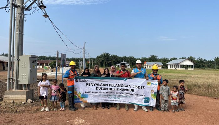 Terang Menjangkau Bukit Kundur, PLN Hadirkan Listrik bagi 129 Keluarga di Bangka Selatan