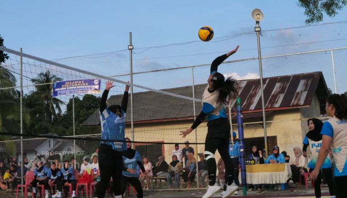 PT TIMAH Dukung Turnamen Bola Voli Putri Kades Cup I Desa Terong, Bangkitkan Semangat Olahraga Masyarakat