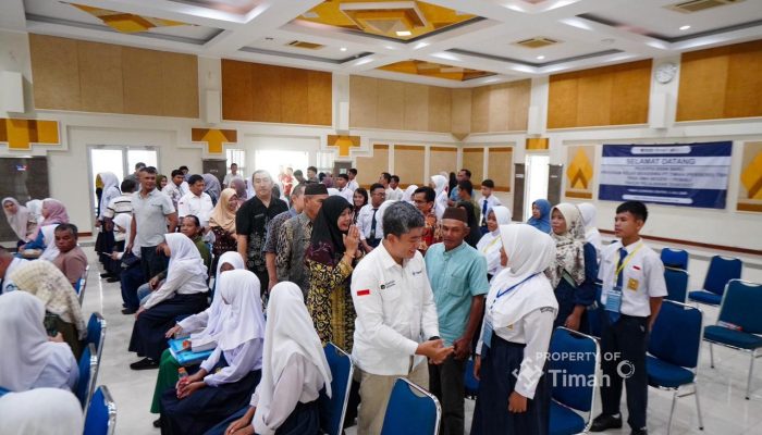 Berbekal Mimpi dan Doa Orang Tua, Puluhan Pelajar Berprestasi Tempuh Jalan Menuju Cita-cita Lewat Kelas Beasiswa PT TIMAH