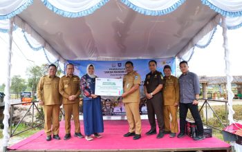 PT PLN (Persero) Unit Induk Wilayah (UIW) Bangka Belitung meresmikan Program Tanggung Jawab Sosial dan Lingkungan (TJSL) Transformasi Energi untuk UMKM Wisata yang Tangguh dan Andal (Terang Wisata) di kawasan Wisata Sawah Pelangi, Desa Namang, Kabupaten Bangka Tengah, Selasa (28/7).