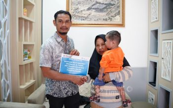 PT TIMAH Ulurkan Bantuan untuk Ringankan Biaya Pengobatan Bayi di Pangkalpinang