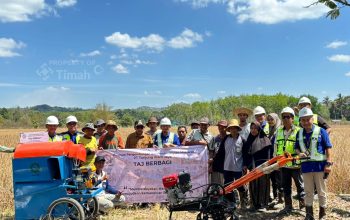 PT TAJ, Anak Usaha PT TIMAH, Dukung Ketahanan Pangan Lewat Bantuan Alat Pertanian