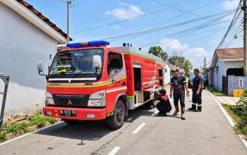Musim Kemarau Tiba, PT TIMAH Gerak Cepat Salurkan Air Bersih untuk Warga Pangkalpinang