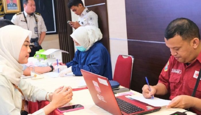 Kanwil Ditjen Imigrasi Babel semarakkan HUT Ke-81 RI lewat donor darah dan cek kesehatan gratis
