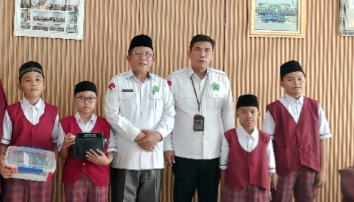 Absensi Digital Karya Siswa MIS Tahfizh Khoiru Ummah Pangkalpinang Siap Jadi Pilot Project Kemenag Kota