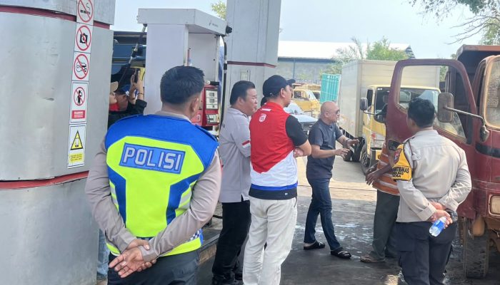 Ketua DPRD Babel, Didit Srigusjaya Bersama Pertamina Patra Niaga Regional Sumbagsel dan Kepolisian Tinjau Langsung Penyaluran BBM Biosolar
