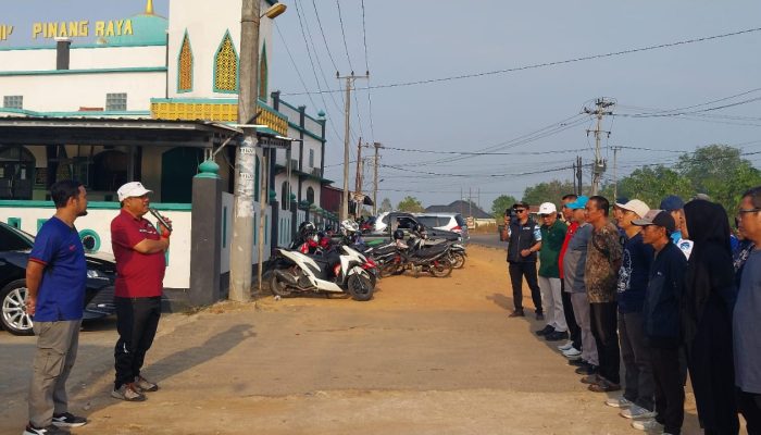 Gotong Royong Jumat Asri, Wali Kota Pangkalpinang Ajak ASN Jadi Motor Penggerak Kebersihan